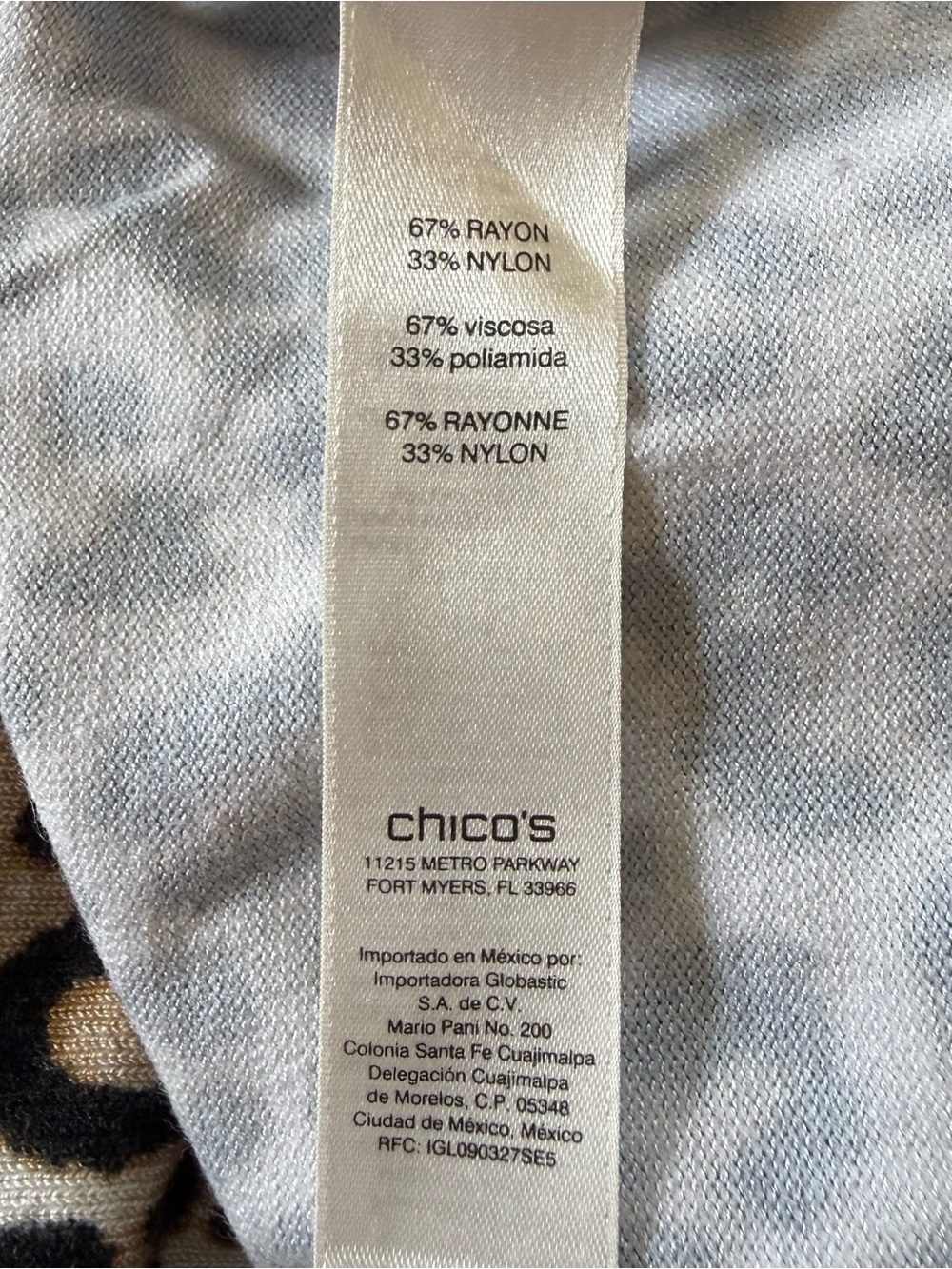 Chico’s Womens Sweater Top Size Large Black Brown Animal Leopard Long Sleeves - Picture 4 of 9